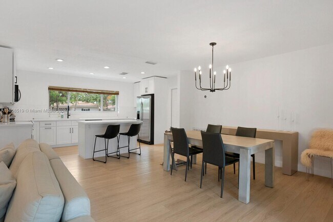 Foto del edificio - 1365 SW 9th St