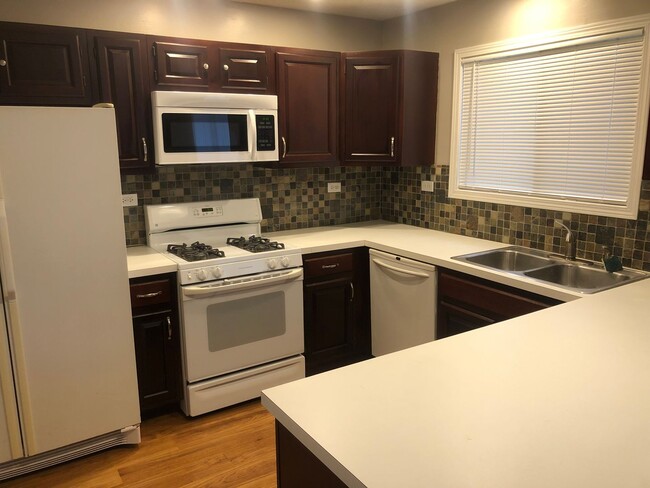 Foto del edificio - 448 Independence Ln