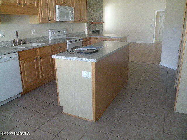Building Photo - 132 Blackheath Dr