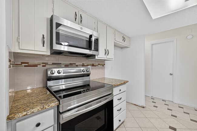 Foto del edificio - 2007 Whiteback Dr