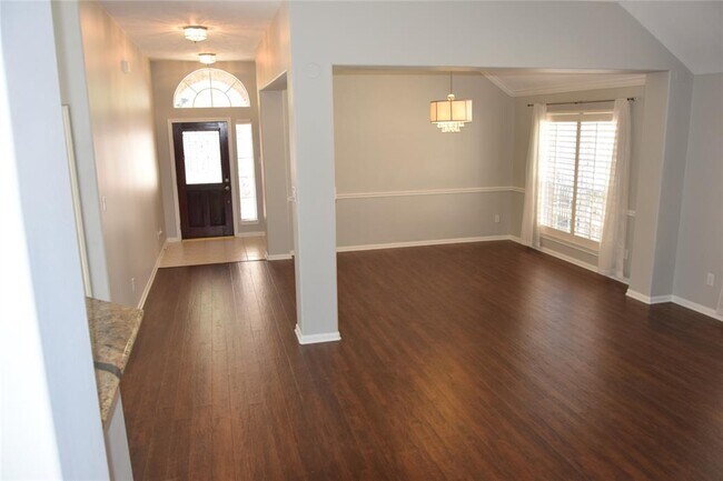 Foto del edificio - 12323 Georgetown Park Dr