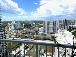 Building Photo - 1250 S Miami Ave