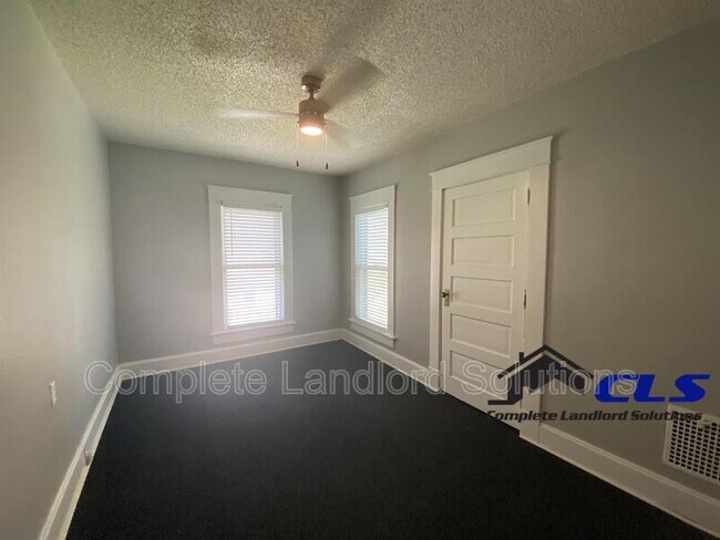Foto del edificio - 2400 N 10th St