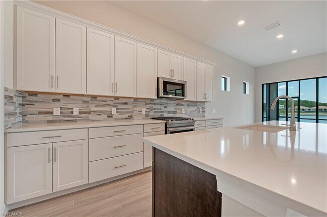 Building Photo - 20435 Pebble Gln Dr