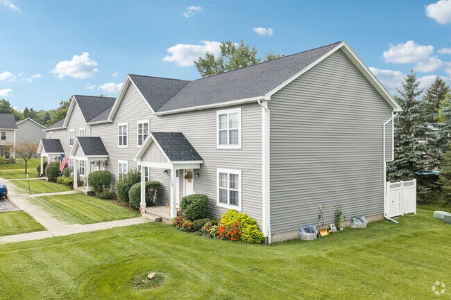 Stone Hedge Village Townhouses