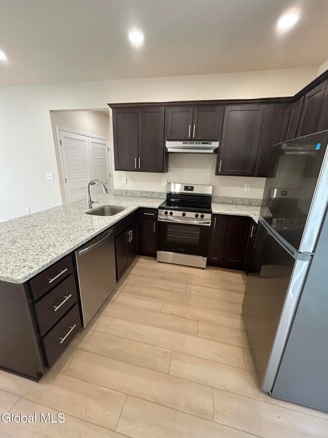 Building Photo - 4219 Menga Dr