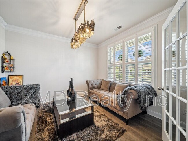 Foto del edificio - 6112 Willow Pin Ln