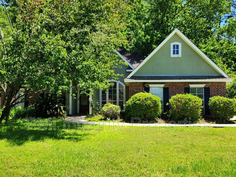 Primary Photo - 411 Greenfield Dr
