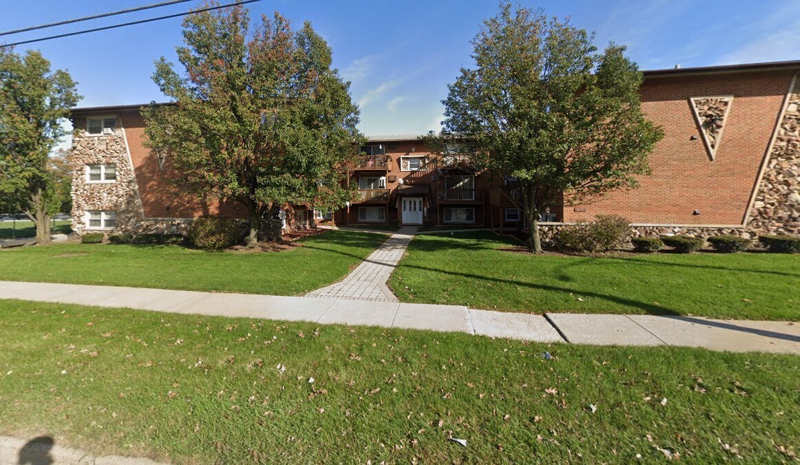 10747 S Harlem Ave Unit 2A, Worth, IL 60482 Condo for Rent in Worth