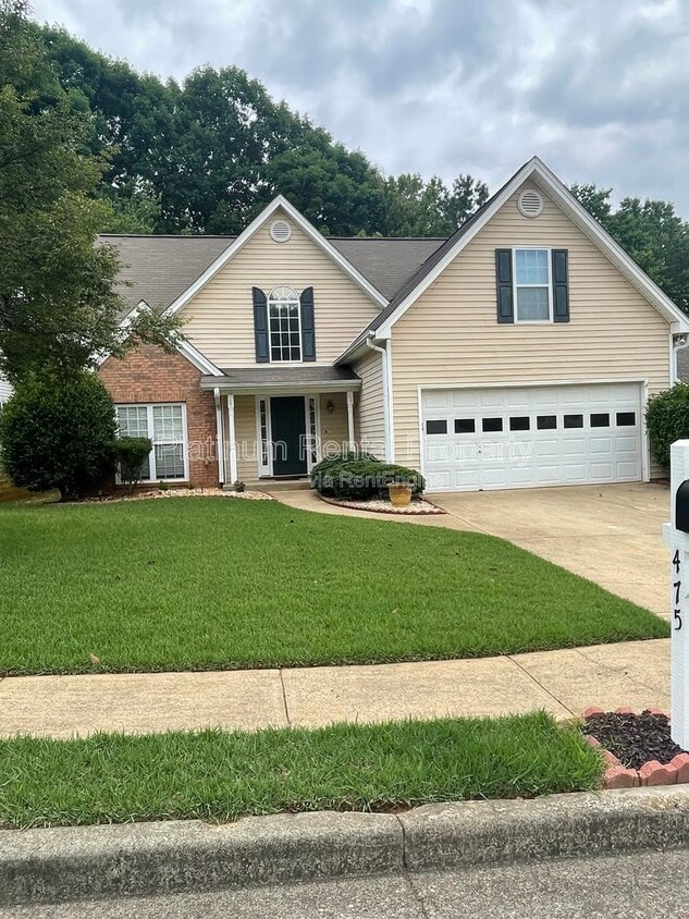 Photo - 475 Ellesmere Way