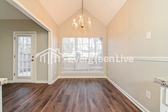 Building Photo - 3431 Hollow Oak Dr