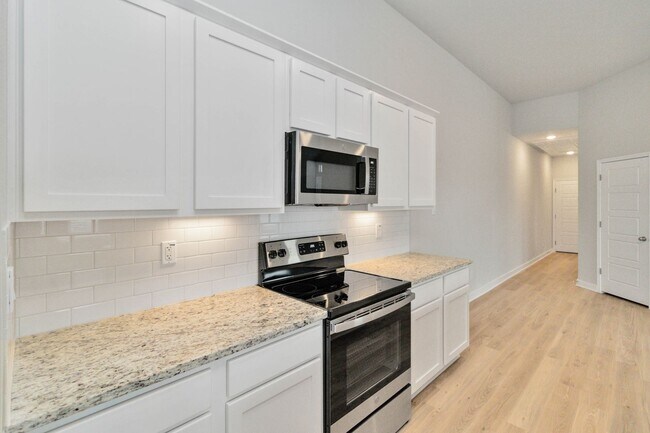 Foto del edificio - Luxury 3-Bed, 2-Bath Duplex in Emma Park!
