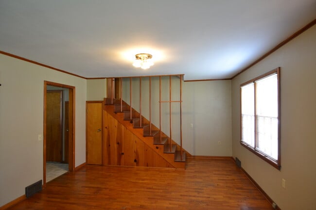 Building Photo - 821 E Patterson St