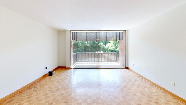 Foto del edificio - 1300 Queens Road #309