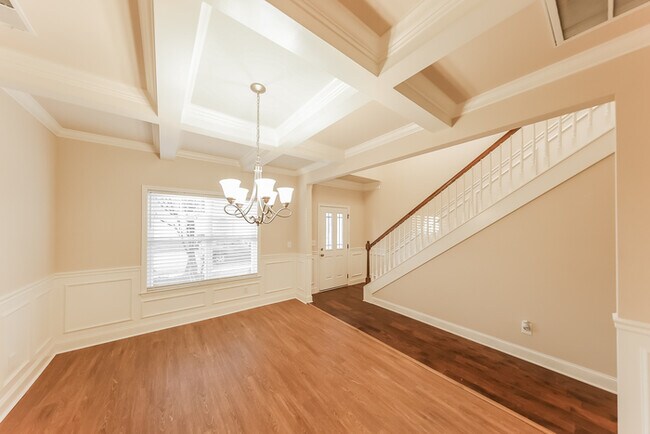 Foto del edificio - Adorable 4 Bedroom, 2.5 Bathroom in Huntsv...