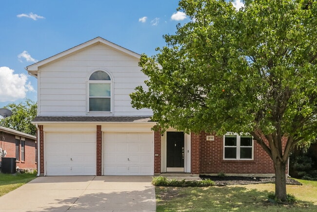 Building Photo - 10229 Dawson Trail