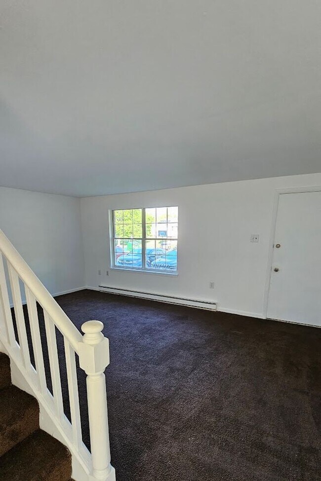 Foto del edificio - 173 Ashford Dr
