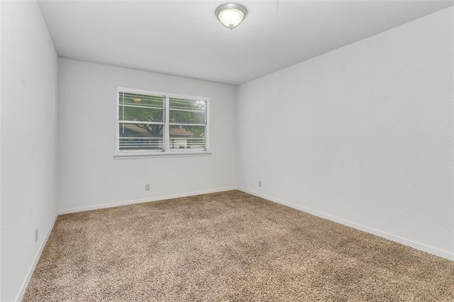 Foto del edificio - 4716 Fawn Dr