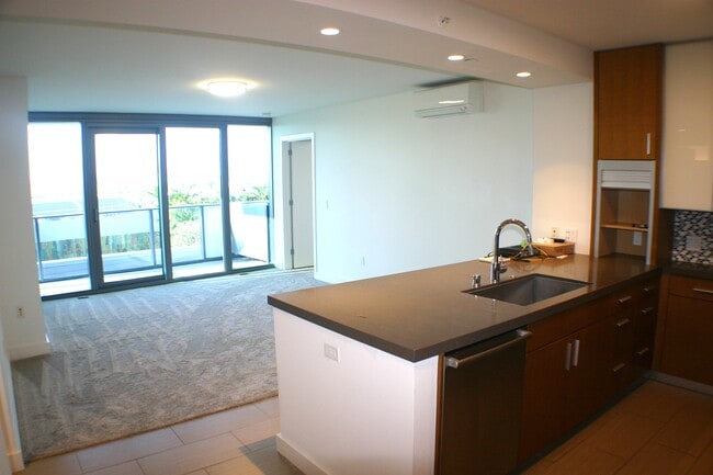 Building Photo - 600 Ala Moana Blvd