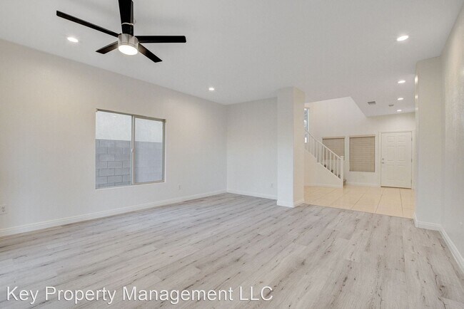 Foto del edificio - 5 br, 3.5 bath House - 1068 Riddle Glen
