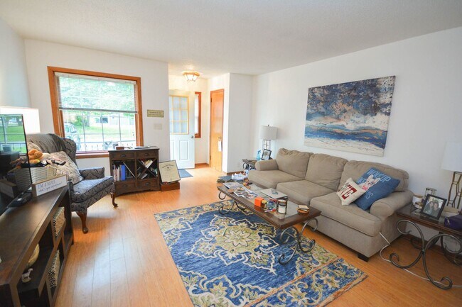 Foto del edificio - 1751-1753 1st St NW