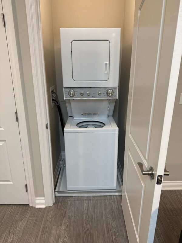 Building Photo - 2493 Sweet Home Rd