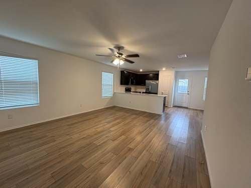 Foto del edificio - 1338 Mosely Cir