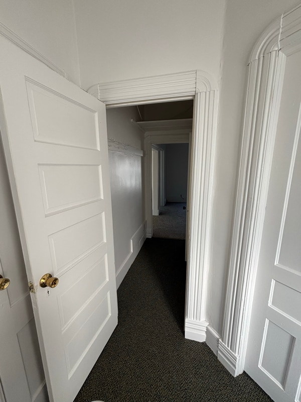 Building Photo - 174 Main St