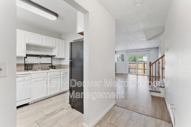 Foto del edificio - 5771 W 92nd Ave