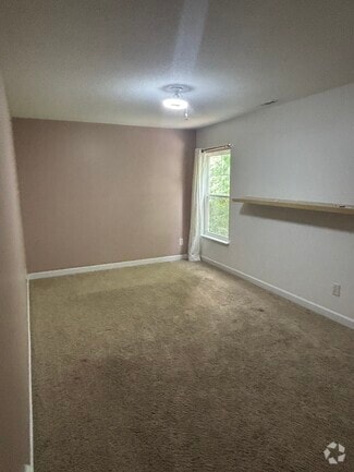 Building Photo - 843 Sinclair Dr