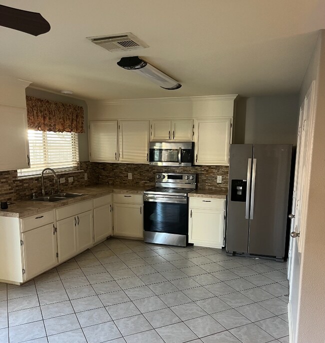 Building Photo - 504 Pine Cluster Ct