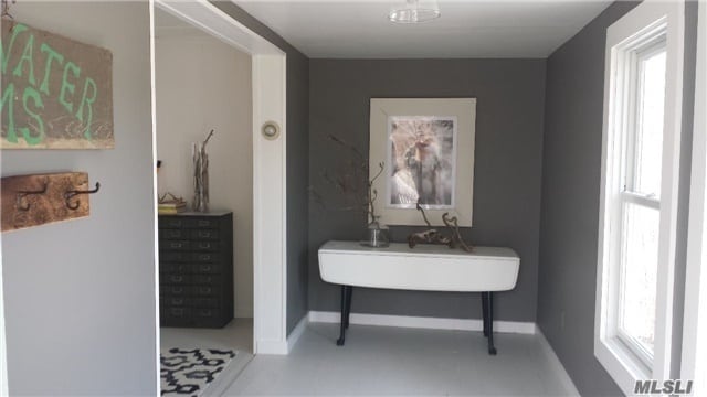 Foto del edificio - 23765 Main Rd