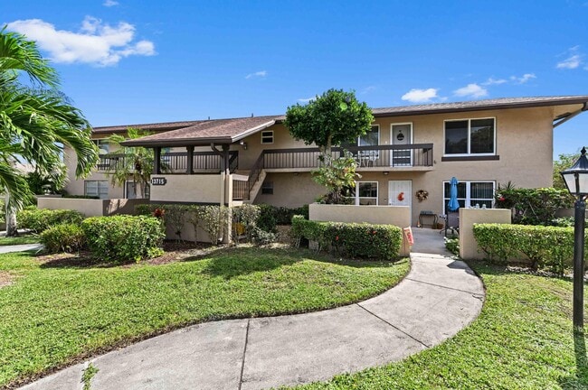 Building Photo - 13715 Via Aurora