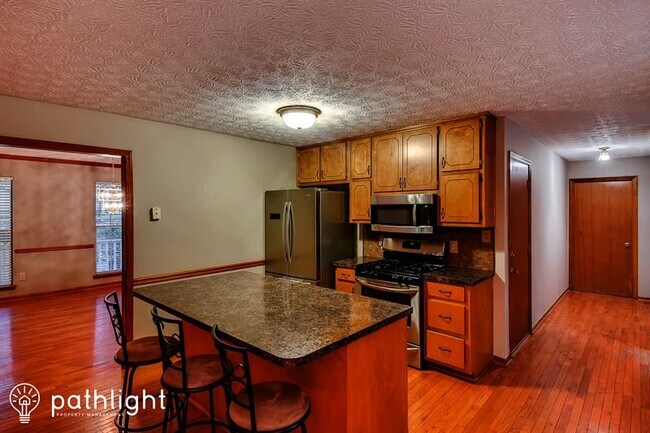 Building Photo - 333 Country Lake Drive, McDonough, GA, 30252