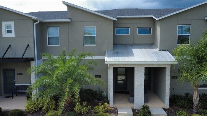 Primary Photo - Furnished 4 bedroom Resort Community Townhome