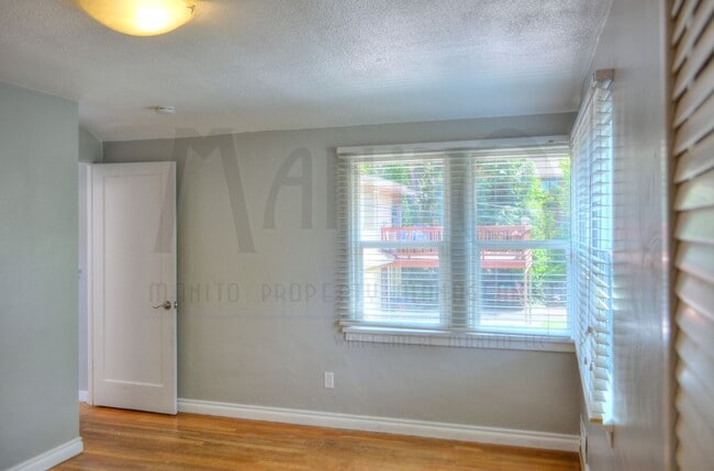 Building Photo - 1624 S Grand Blvd