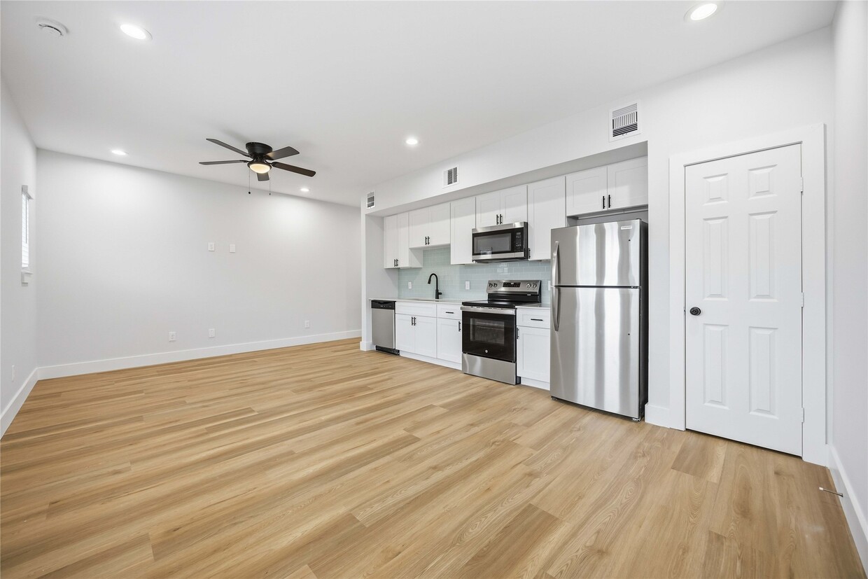 Building Photo - 7625 De Priest St