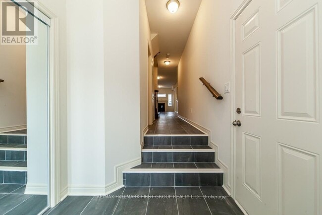 Building Photo - 12 Jevons Dr