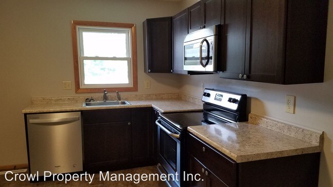Foto del edificio - 3 br, 1.5 bath House - 600 Arnold Ave