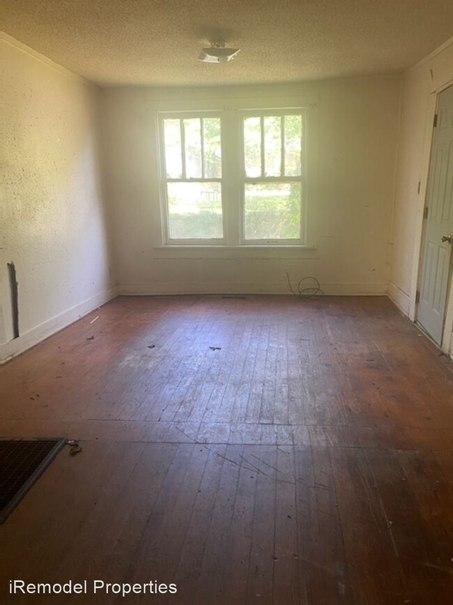 Building Photo - 2 br, 1 bath House - 1519 Julian