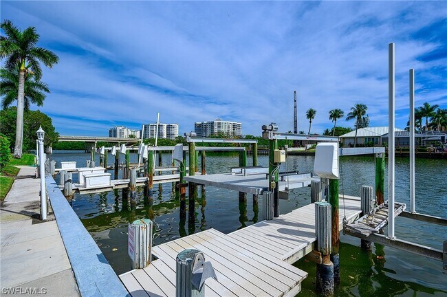 Building Photo - 11118 Gulf Shore Dr