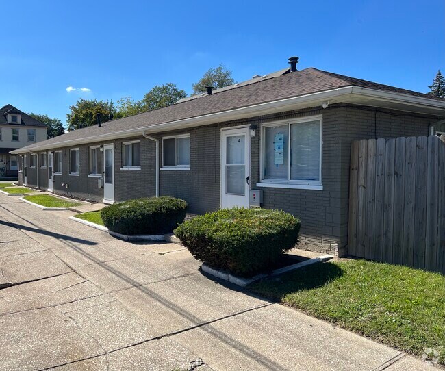 Downriver Condos for Rent Taylor, MI 61 Rentals