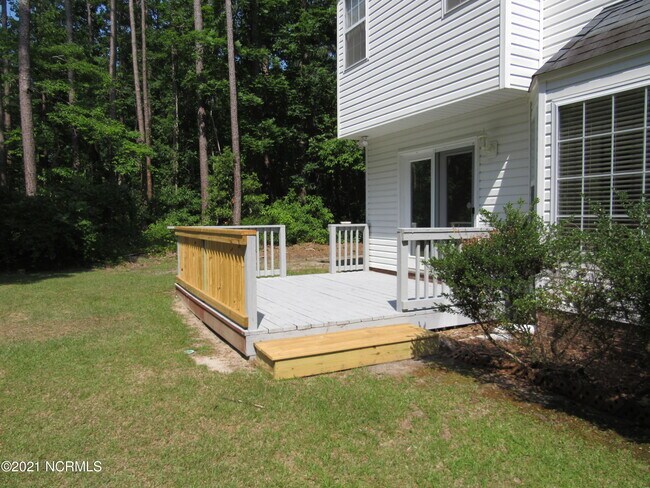 Building Photo - 209 Sailaway Ct