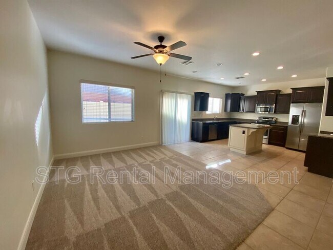 Foto del edificio - 1287 Shadow Point Dr