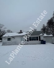 Building Photo - 306 Independence Rd