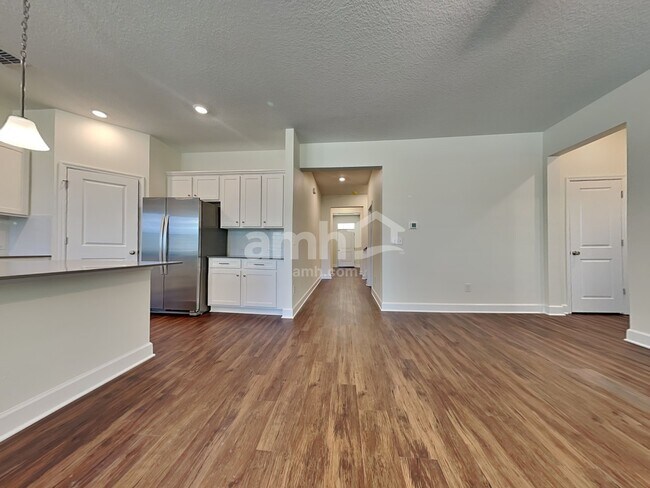 Building Photo - 3205 Artemisia Lane