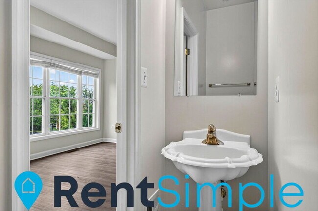 Building Photo - 802 Col Edmonds Ct