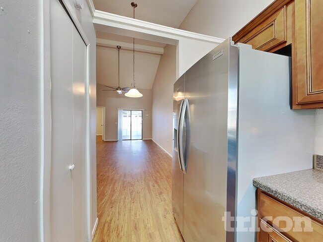 Foto del edificio - 3215 Timberline Rd