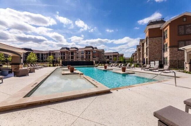 Foto del edificio - 2015 Forum Dr