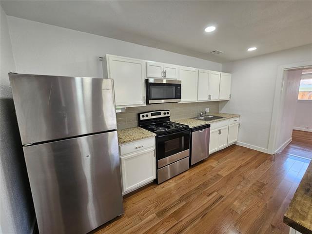 Foto del edificio - 2402 Housley Dr